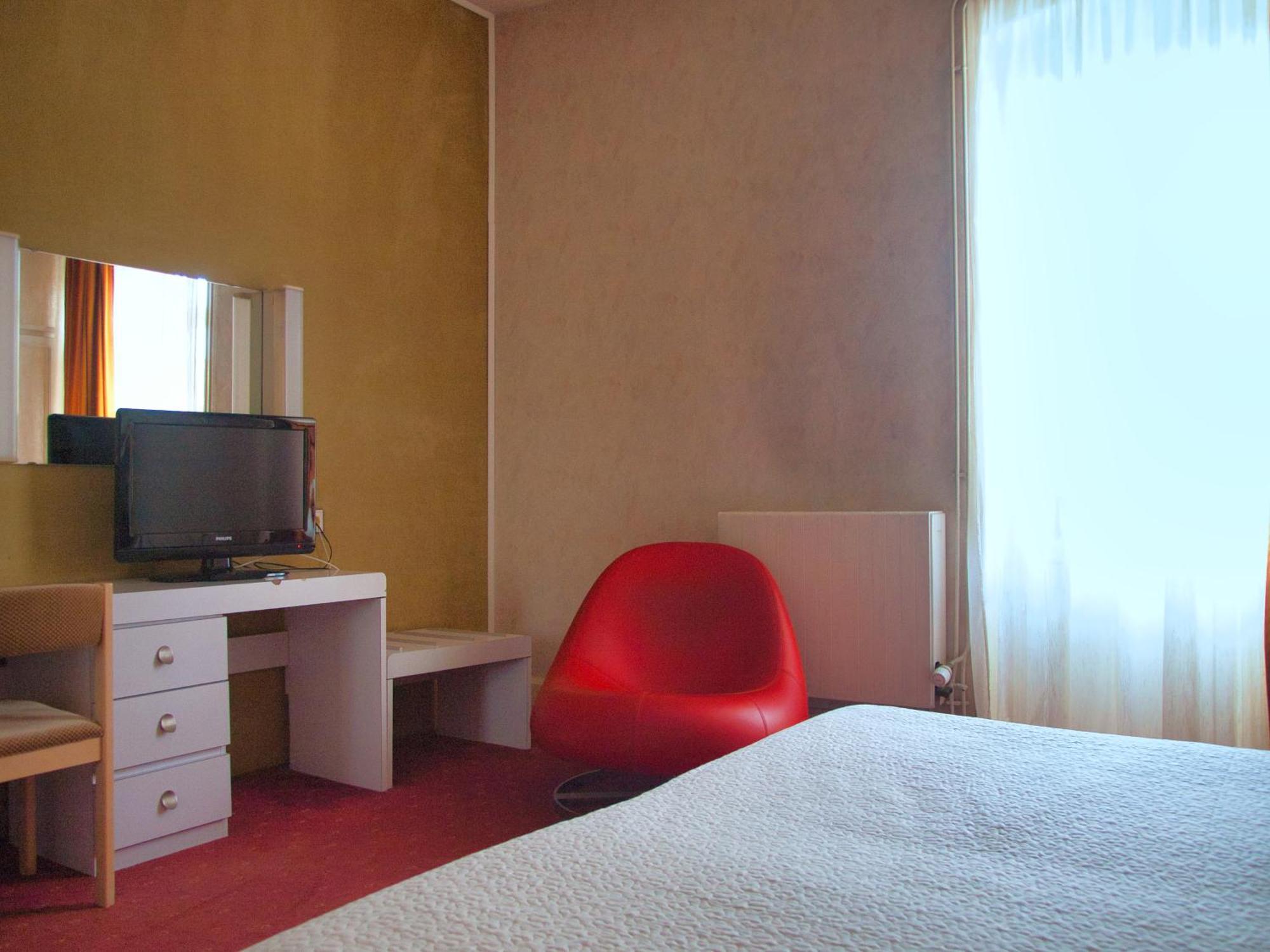 Hotel De Paris Châtel-Guyon Zewnętrze zdjęcie